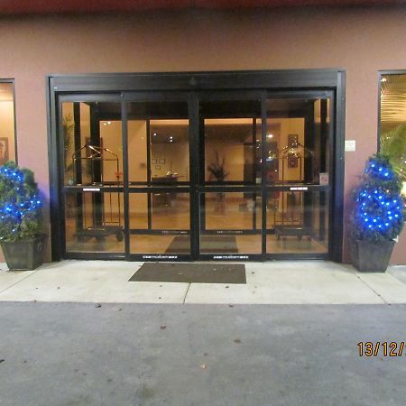 Suite Dreams Hotel 마툰 외부 사진