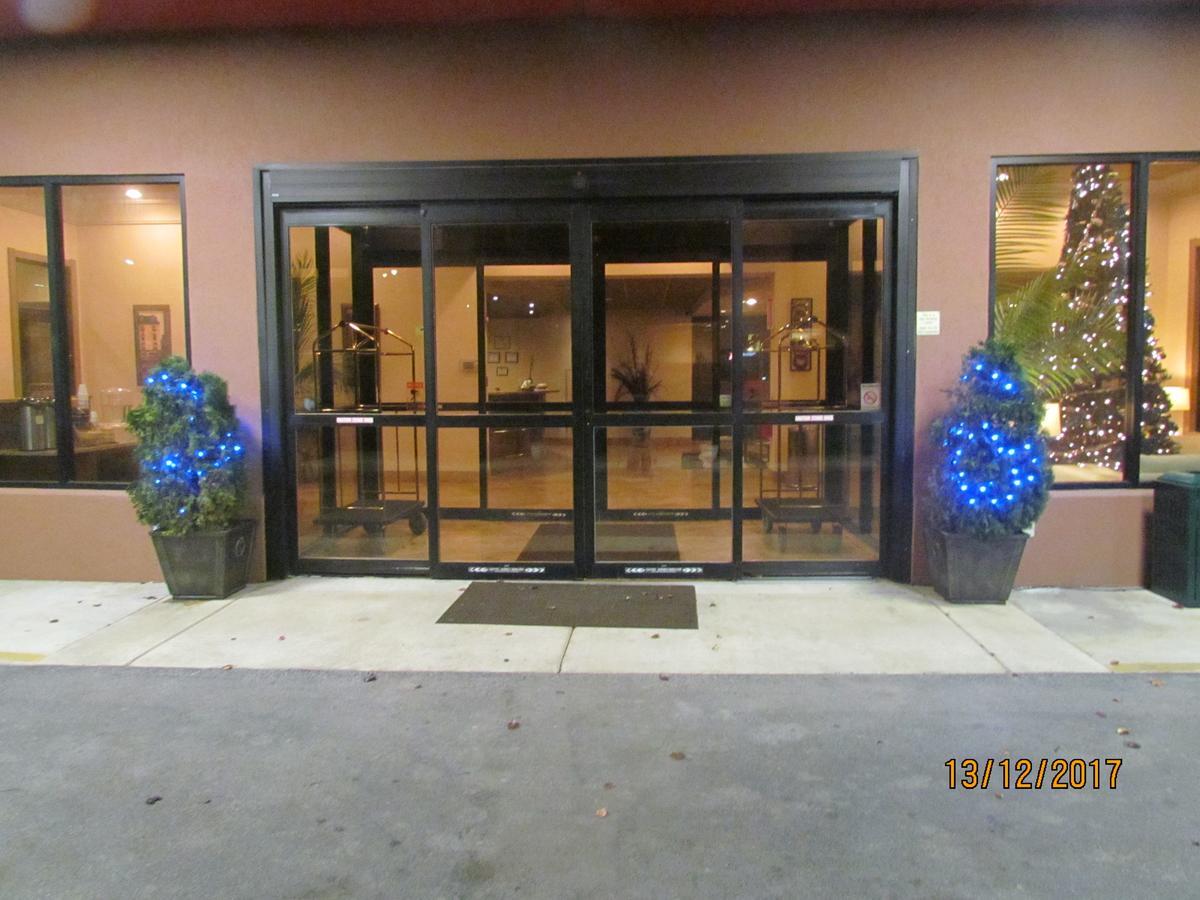 Suite Dreams Hotel 마툰 외부 사진